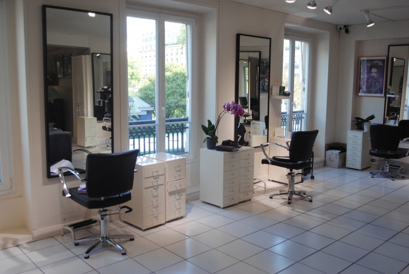 salon-coiffure-COMPS SUR ARTUBY-min_floor-home-office-property-living-room-room-781228-pxhere.com